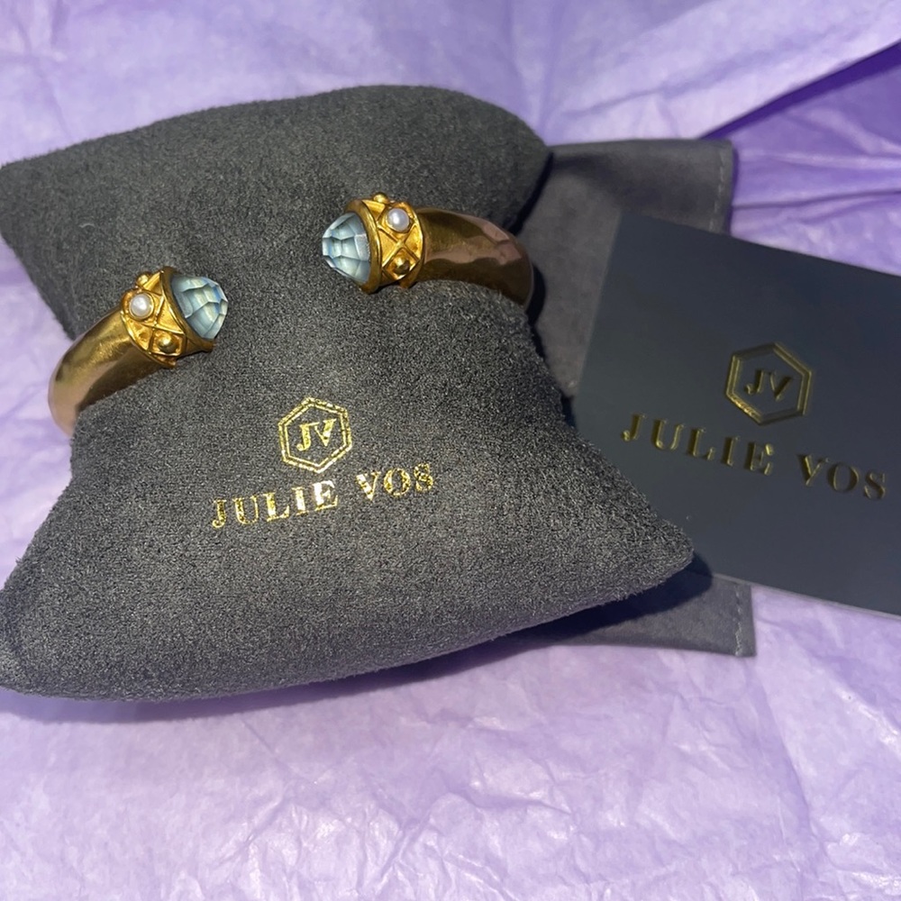 Julie Vos Blue Chalcedony crystals end caps Hinge Bracelet in 24Kt gold - Picture 5 of 6